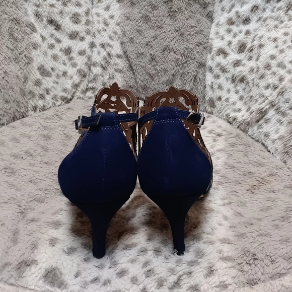 Klub Nico Leather Cut Out Heels - Picture 6 of 8